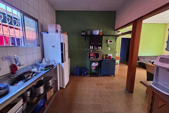 Cozinha de casa para alugar com 3 quartos, 190m² em Vilamar, Praia Grande