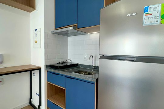 Cozinha de kitnet/studio para alugar com 1 quarto, 26m² em Pinheiros, São Paulo