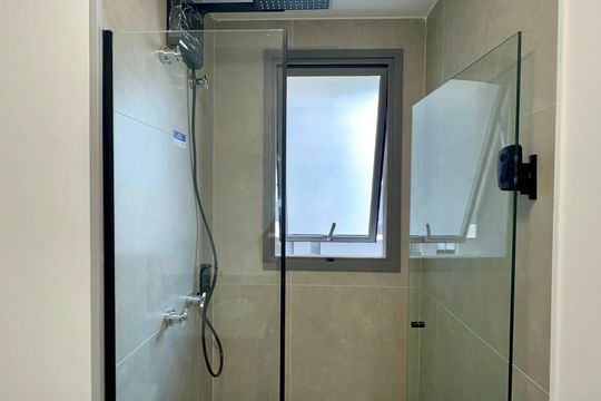 Banheiro da Suíte de kitnet/studio para alugar com 1 quarto, 26m² em Pinheiros, São Paulo