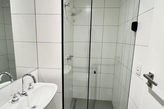 Banheiro social 2 de apartamento à venda com 2 quartos, 146m² em Lagoa, Rio de Janeiro