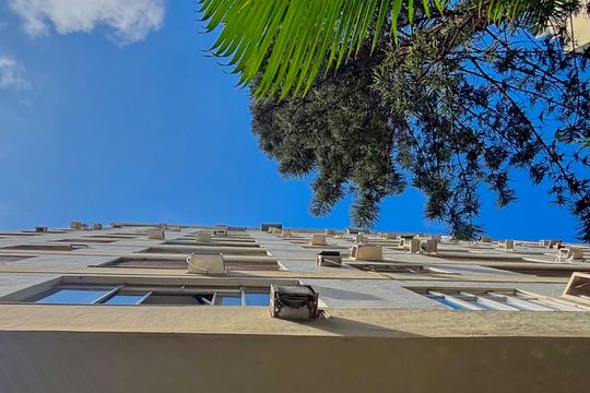 Fachada de apartamento à venda com 1 quarto, 45m² em Copacabana, Rio de Janeiro