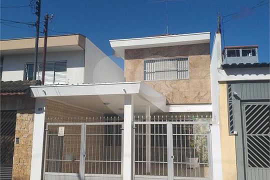 Casa à venda com 3 quartos, 187m² em Vila Moinho Velho, São Paulo