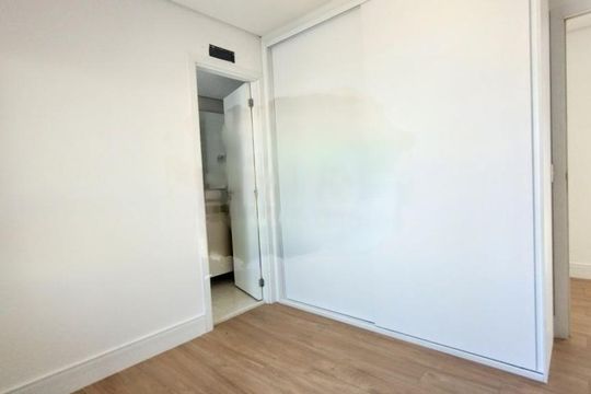 Apartamento à venda com 2 quartos, 105m² em Jardim das Acacias, São Paulo