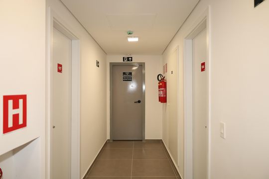 Área comum - Saguão do andar de apartamento à venda com 1 quarto, 17m² em Vila Santana, São Paulo