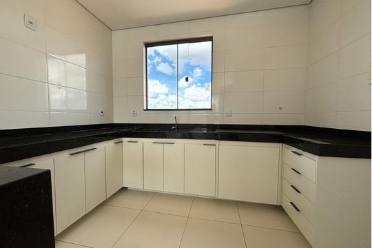 Apartamento à venda com 2 quartos, 146m² em Parque Xangri-Lá, Contagem