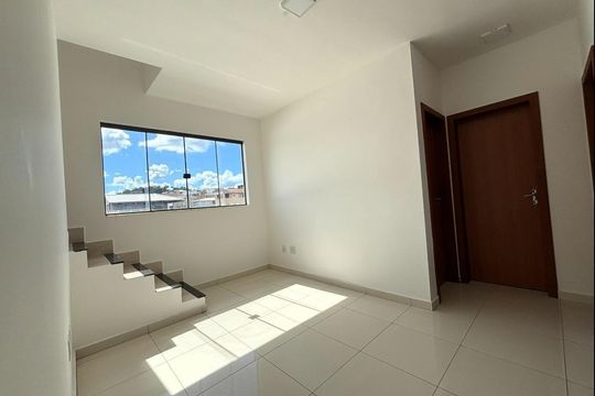 Apartamento à venda com 2 quartos, 146m² em Parque Xangri-Lá, Contagem