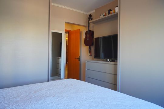 Suite 1 de apartamento à venda com 2 quartos, 69m² em Boa Vista, Porto Alegre