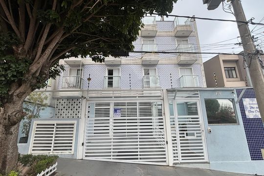 Fachada de apartamento à venda com 2 quartos, 60m² em Vila Pires, Santo André