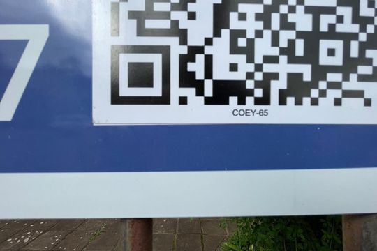 Placa instalada em 02/05/2026 - Cod.COEY-65 de casa para alugar com 6 quartos, 799m² em Primavera, Novo Hamburgo