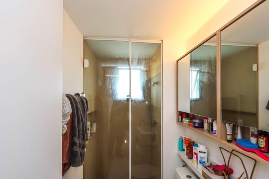Banheiro Social de kitnet/studio à venda com 1 quarto, 38m² em Paraíso, São Paulo