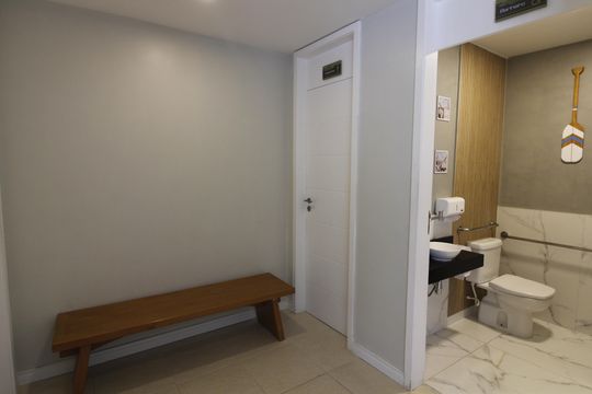 Apartamento para alugar com 1 quarto, 74m² em Algodoal, Cabo Frio