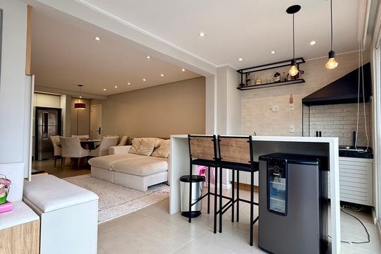 Sala de apartamento à venda com 2 quartos, 86m² em Jardim Flor da Montanha, Guarulhos
