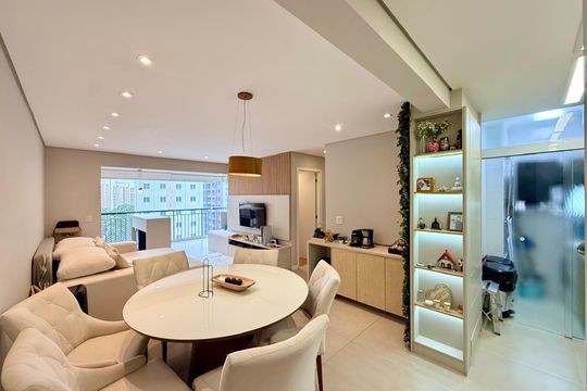 Sala de apartamento à venda com 2 quartos, 86m² em Jardim Flor da Montanha, Guarulhos