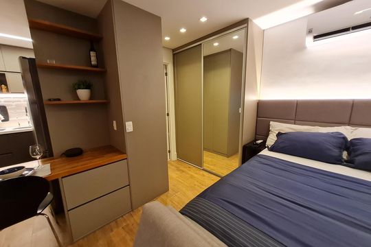 Sala/Quarto de kitnet/studio à venda com 1 quarto, 42m² em Cidade Monções, São Paulo