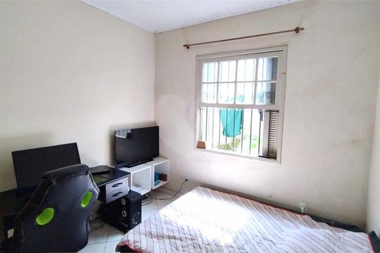 Casa à venda com 3 quartos, 178m² em Vila Carrão, São Paulo