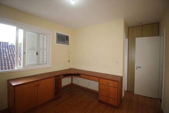 Suíte 1 de casa à venda com 3 quartos, 140m² em Cristo Redentor, Porto Alegre