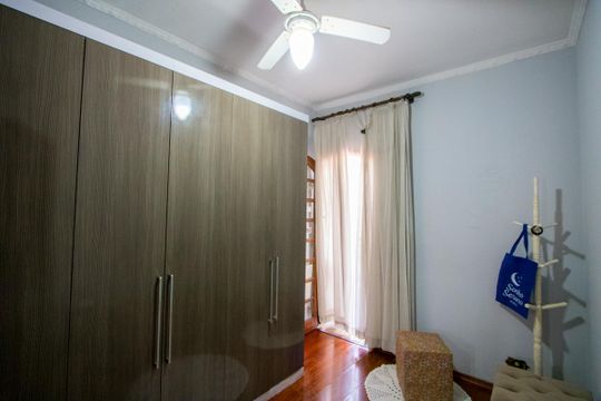 Quarto 3 de casa à venda com 3 quartos, 200m² em Jardim Santo Alberto, Santo André