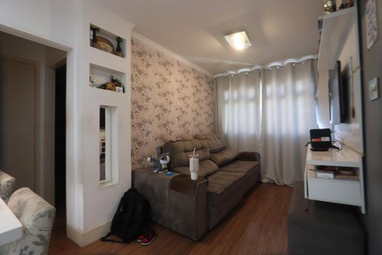 Sala de apartamento à venda com 2 quartos, 50m² em Jd S Teresinha, São Paulo