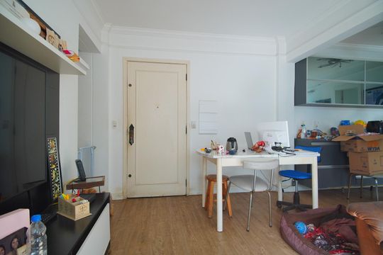 Sala de apartamento à venda com 3 quartos, 105m² em Petrópolis, Porto Alegre