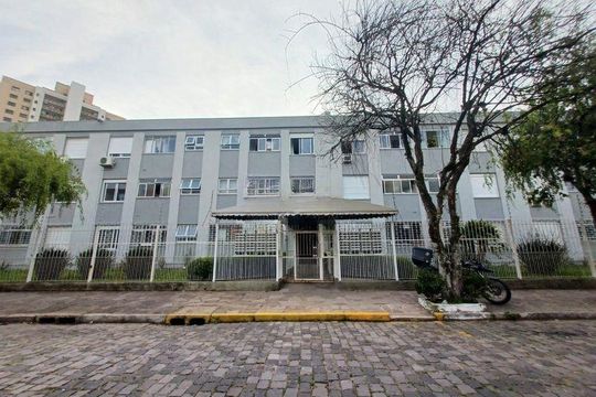 Apartamento à venda com 1 quarto, 37m² em Vila Ipiranga, Porto Alegre