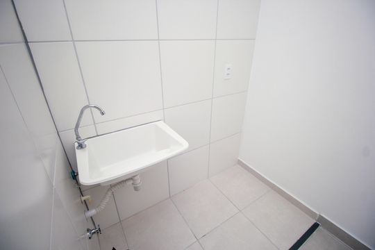 Área de Serviço de apartamento à venda com 2 quartos, 44m² em Santa Maria, Santo André