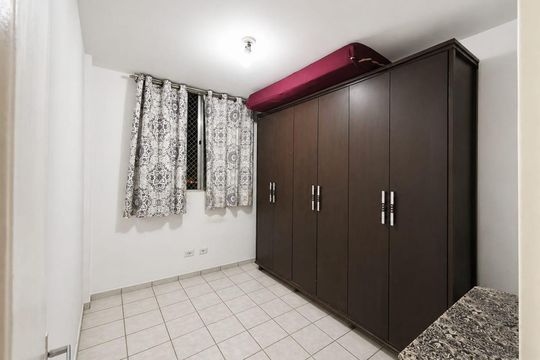 Quarto de apartamento para alugar com 3 quartos, 76m² em Vila dos Alpes, Goiânia