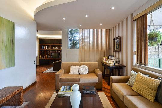 Sala de Estar de apartamento à venda com 4 quartos, 238m² em Funcionários, Belo Horizonte