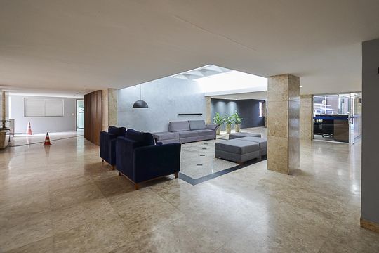 Hall de entrada de apartamento à venda com 4 quartos, 238m² em Funcionários, Belo Horizonte