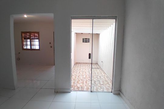Sala de casa para alugar com 3 quartos, 120m² em Jardim das Palmeiras, Uberlândia