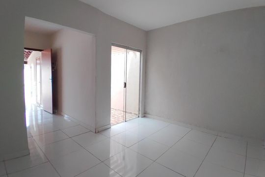 Casa para alugar com 3 quartos, 120m² em Jardim das Palmeiras, Uberlândia