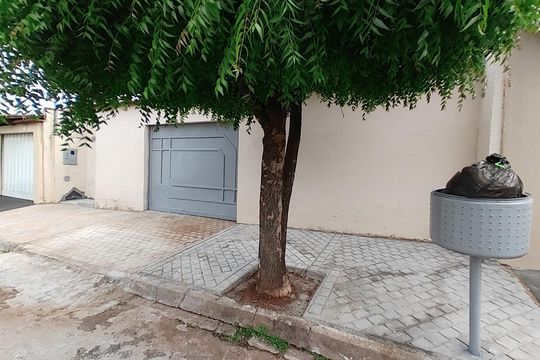 Casa para alugar com 3 quartos, 120m² em Jardim das Palmeiras, Uberlândia