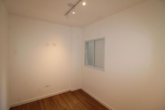 Quarto 1 de apartamento para alugar com 2 quartos, 40m² em Santana, São Paulo