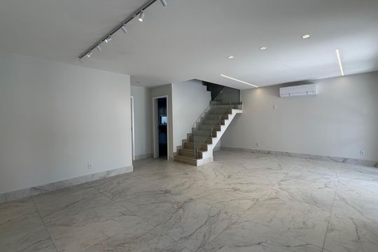 Casa de Condomínio à venda com 4 quartos, 273m² em Recreio dos Bandeirantes, Rio de Janeiro