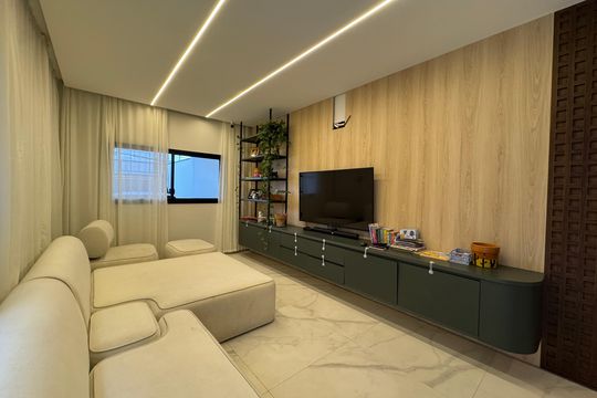 Sala de casa à venda com 3 quartos, 140m² em Bela Vista, Osasco
