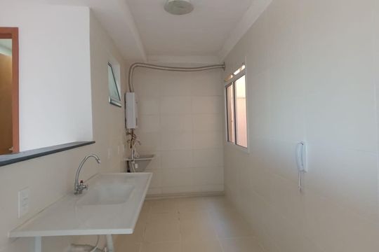 Cozinha e Área de Serviço de apartamento para alugar com 2 quartos, 46m² em Santa Amélia, Belford Roxo