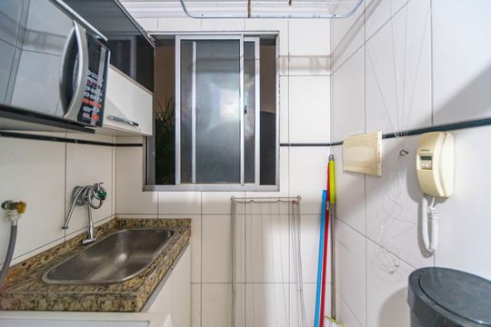 Área de Serviço de apartamento à venda com 2 quartos, 49m² em Parque Sao Vicente, Santo André
