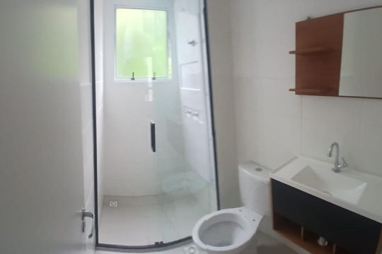 Banheiro de apartamento para alugar com 2 quartos, 45m² em Recreio, Rio de Janeiro