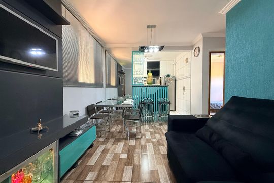 Apartamento à venda com 2 quartos, 50m² em Cabral, Contagem