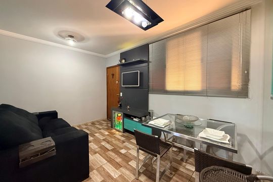 Apartamento à venda com 2 quartos, 50m² em Cabral, Contagem