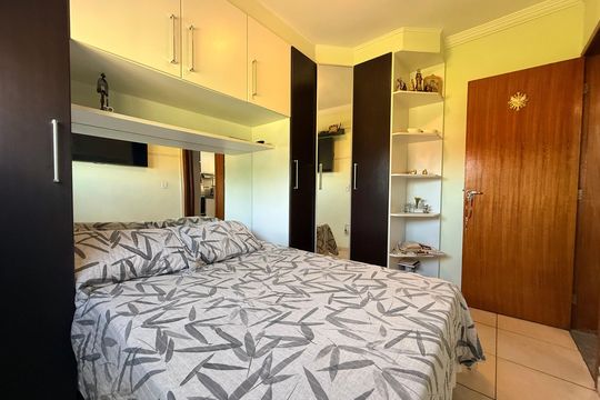 Apartamento à venda com 2 quartos, 50m² em Cabral, Contagem