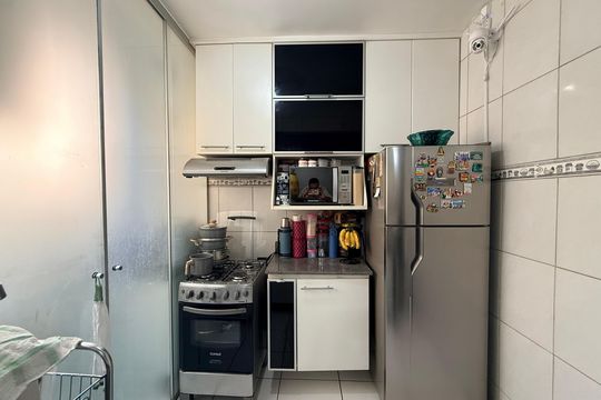 Apartamento à venda com 2 quartos, 50m² em Cabral, Contagem