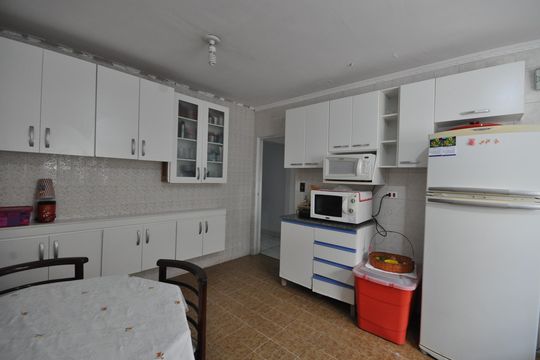 Cozinha de casa para alugar com 2 quartos, 120m² em Vila Albertina, São Paulo