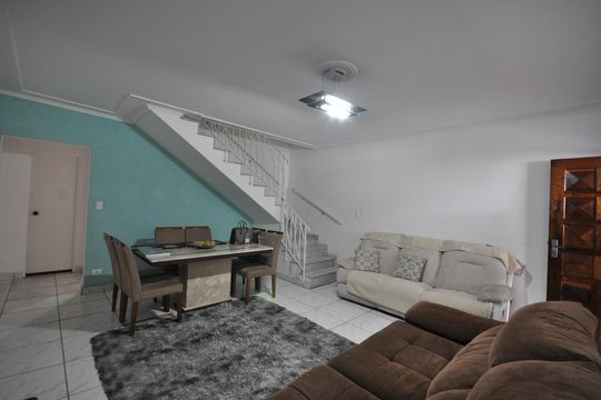 Casa para alugar com 2 quartos, 120m² em Vila Albertina, São Paulo