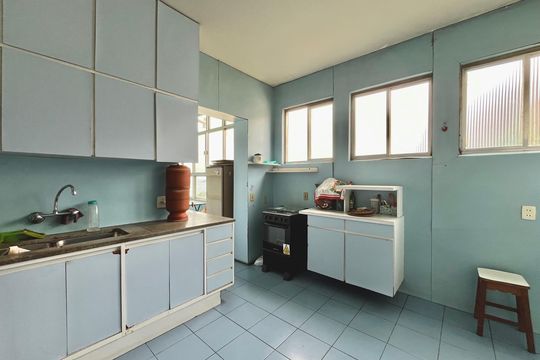 Cozinha de apartamento à venda com 3 quartos, 197m² em Leblon, Rio de Janeiro