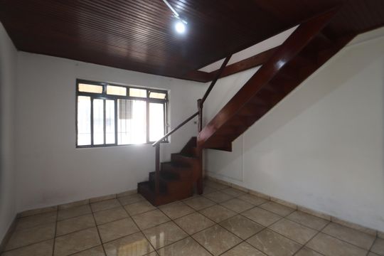 Casa à venda com 3 quartos, 90m² em Jardim Colorado, São Paulo