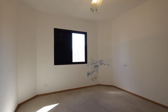 Quarto 1 de apartamento para alugar com 3 quartos, 132m² em Vila Andrade, São Paulo