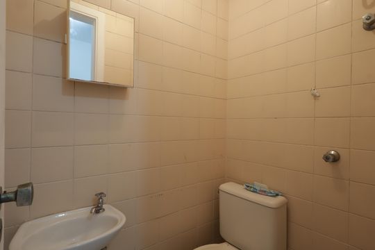 Banheiro de serviço de apartamento para alugar com 3 quartos, 132m² em Vila Andrade, São Paulo