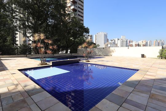 Área comum - Piscina de apartamento para alugar com 3 quartos, 132m² em Vila Andrade, São Paulo