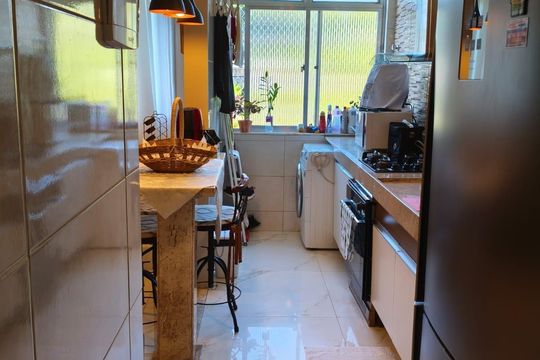 Cozinha de apartamento à venda com 2 quartos, 75m² em Fonseca, Niterói