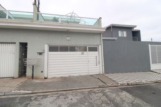 Fachada de casa à venda com 3 quartos, 87m² em Jardim das Imbuias, São Paulo